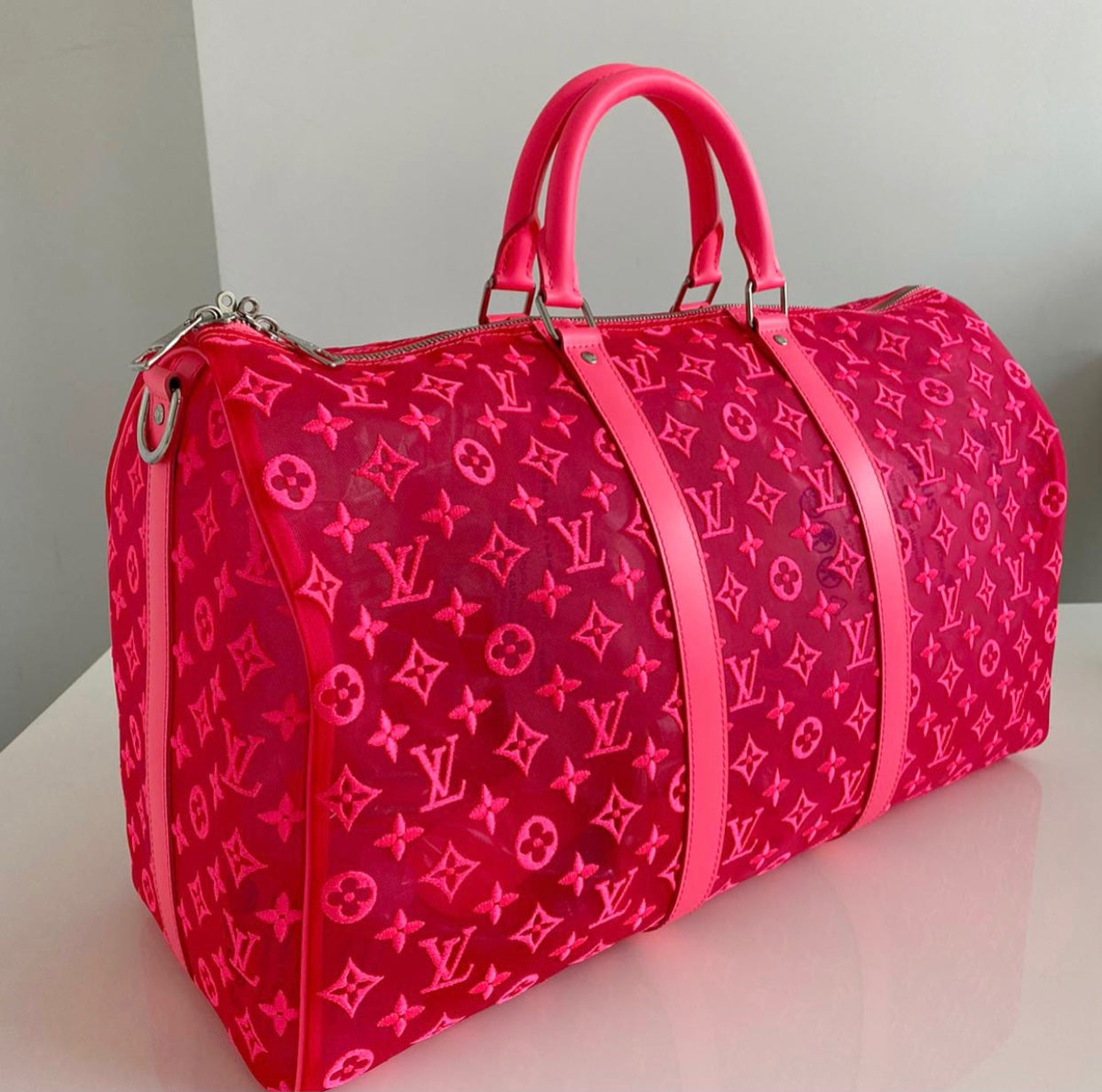 Louis Vuitton Keepall 50 Bandouliere Mesh Monogram Pink – Tailored