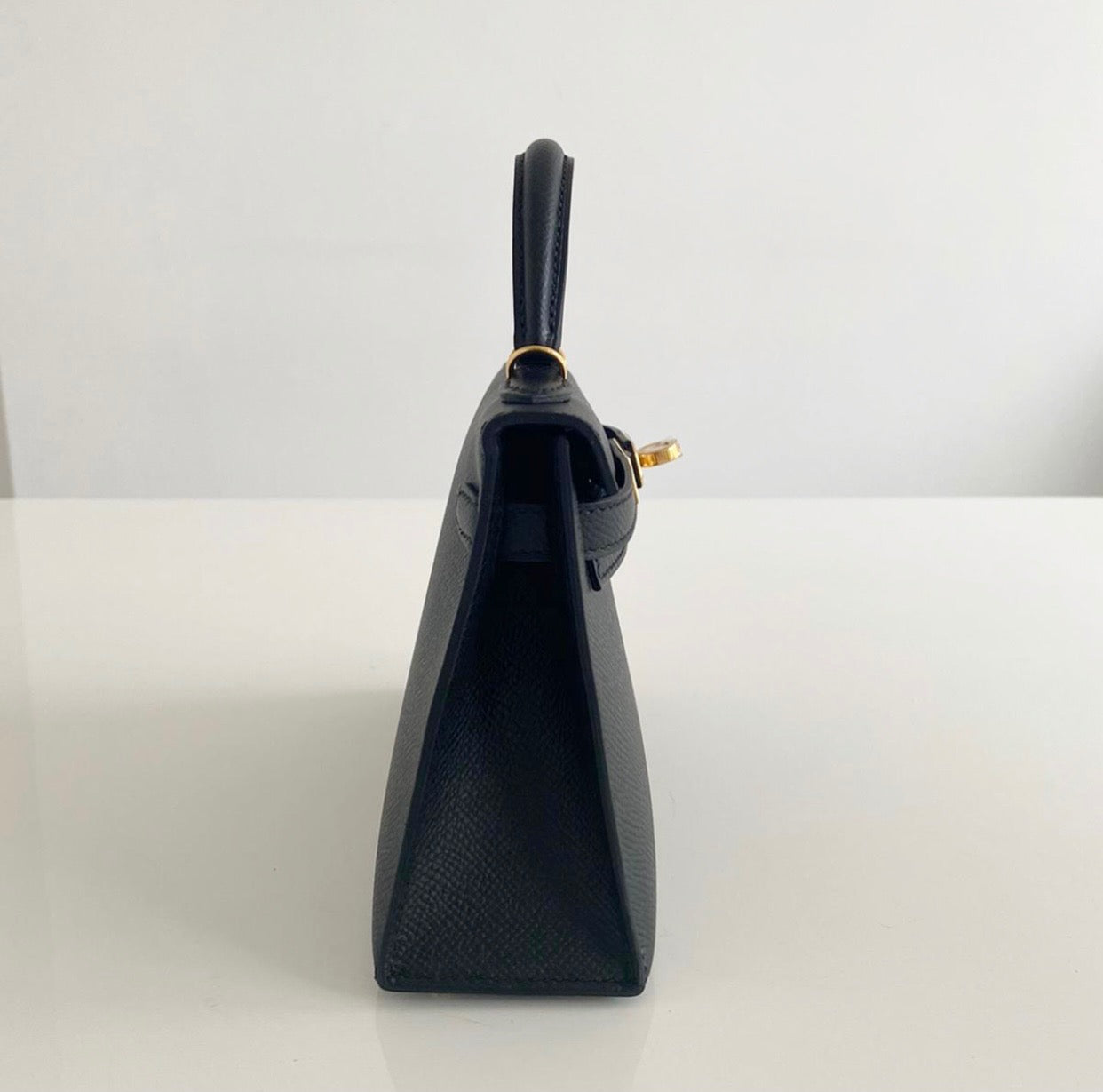 Hermès Black Tadelakt Mini Kelly 20 Gold Hardware, 2023 Available