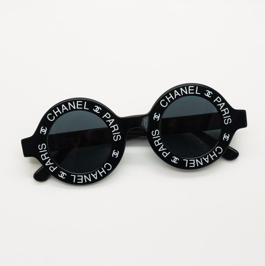 CHANEL Pre-Owned Logo Stamp Round Sunglasses - Farfetch