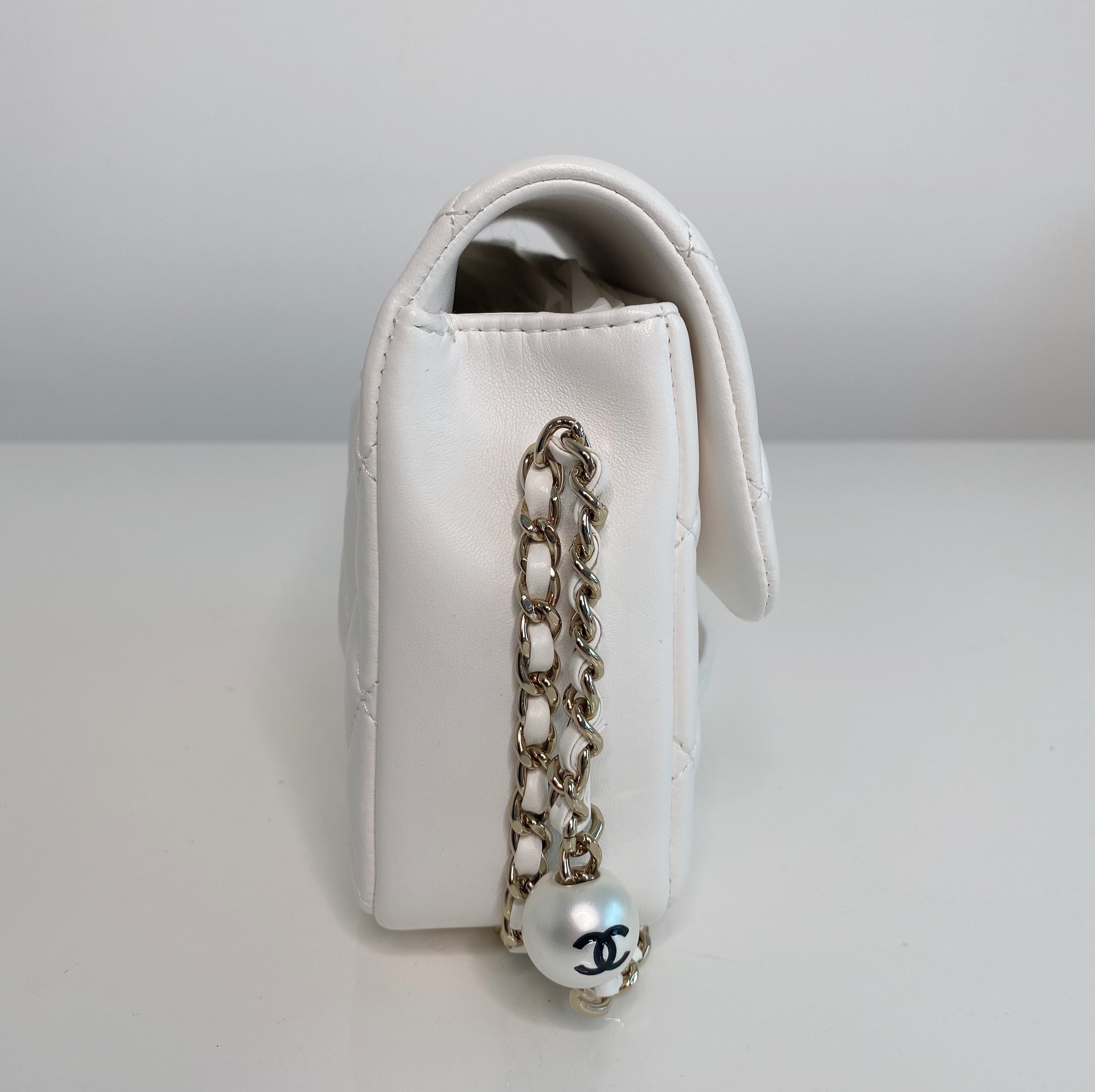 Chanel Logo Pearls Chain Flap Bag Quilted Lambskin Medium Black 709141